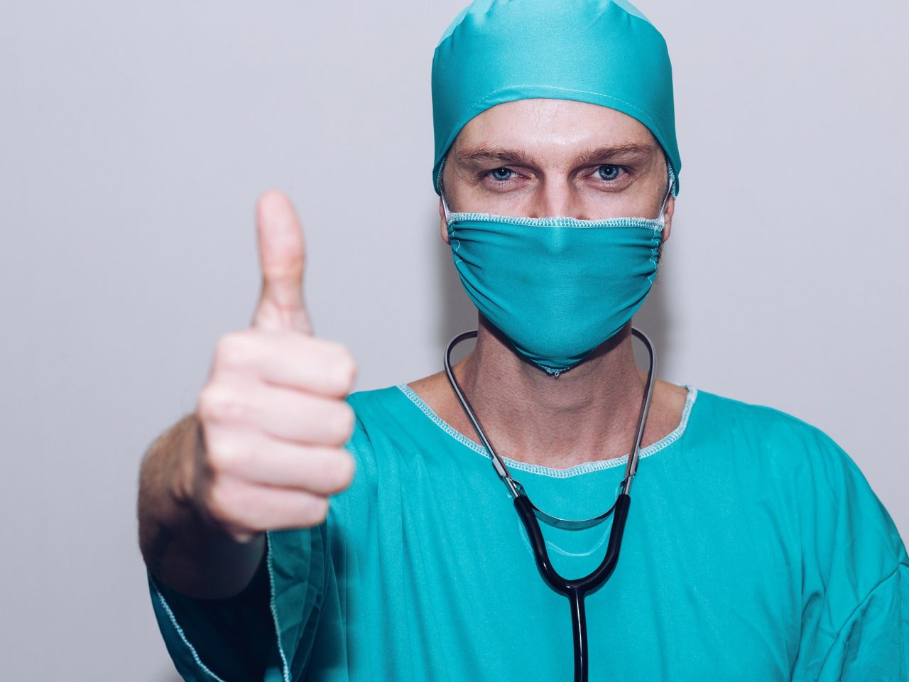 http://www.lsmedical.it/wp-content/uploads/2021/10/doctor-5707722_1920-1280x960.jpg